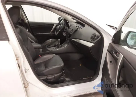 2010 Mazda Mazda3 S Grand Touring z USA, uszkodzony, nr VIN JM1BL1S54A1104310